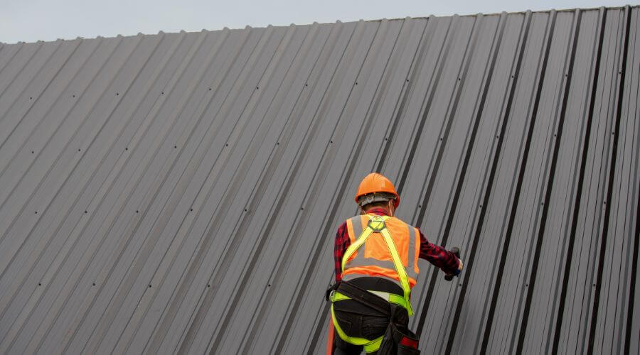 Professional metal roof installation services in Bloomfield, IN